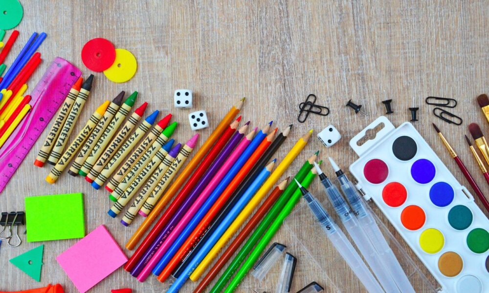 Red Cross organizes school supplies donation drive for disadvantaged children in Gostivar